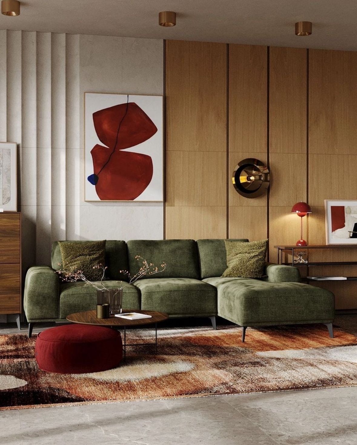 Living maximalista sem estampas mas cada objeto com uma cor diferente e uma textura — sofá verde, objetos coloridos
